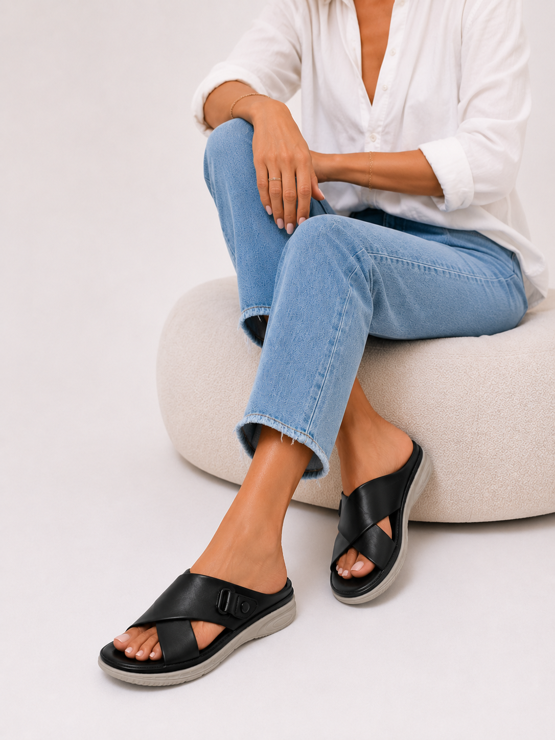 Celeste™ – Comfort Cross-Strap Slides