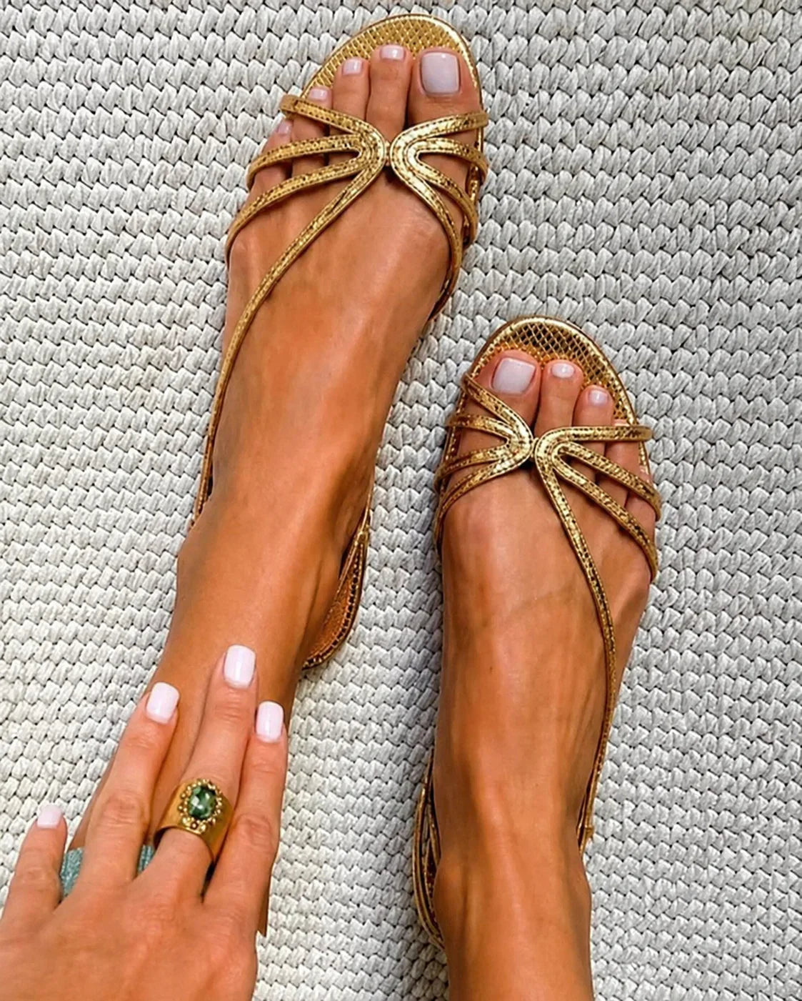 Elara™ – Elegant Strappy Sandals