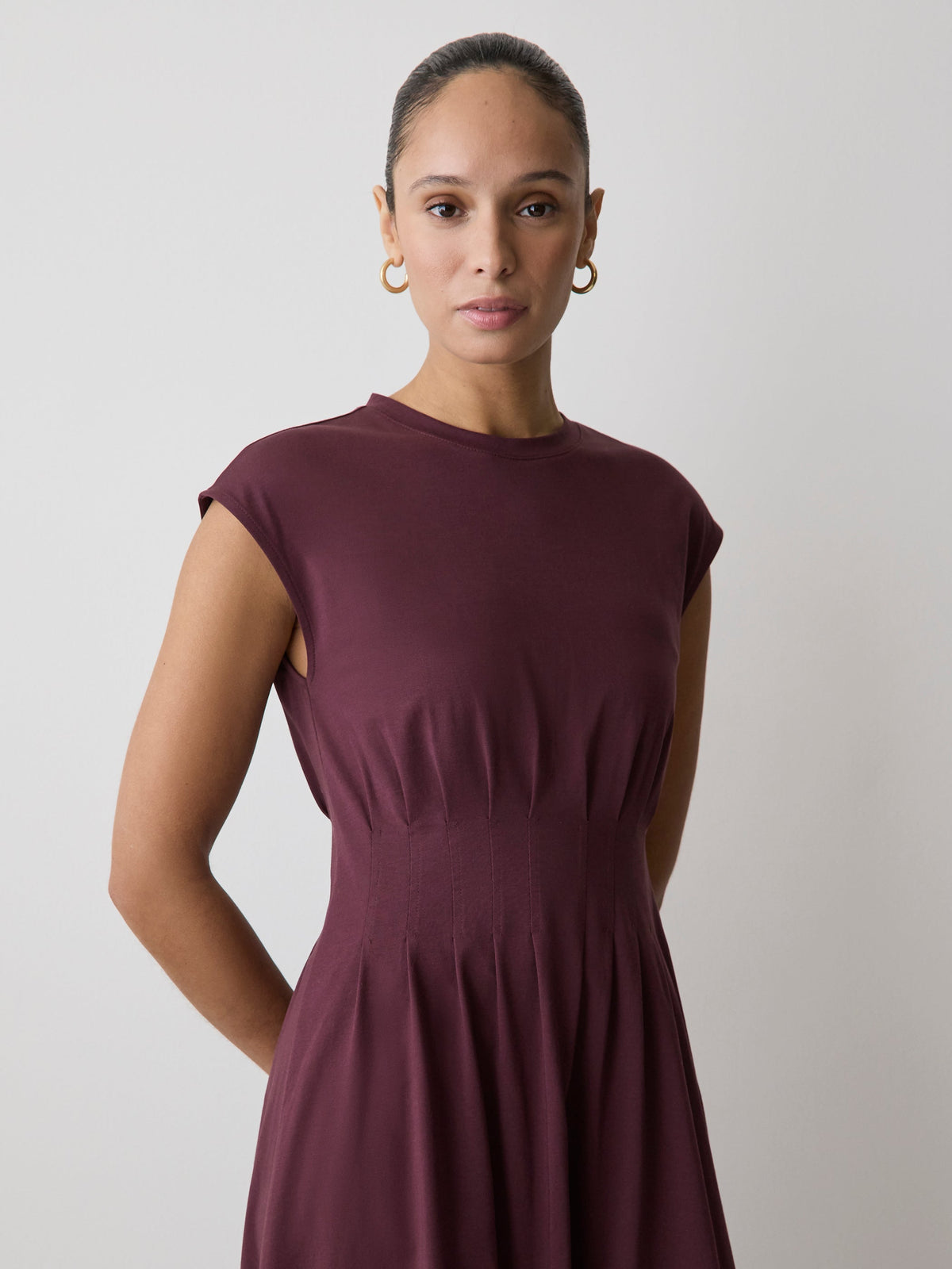 Extended-Sleeve Crew-Neck Midi Dress with Pintucks