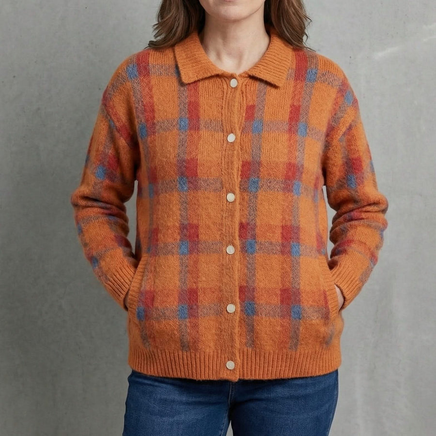 VIVIENNE™️ - RETRO CHECK SWEATER